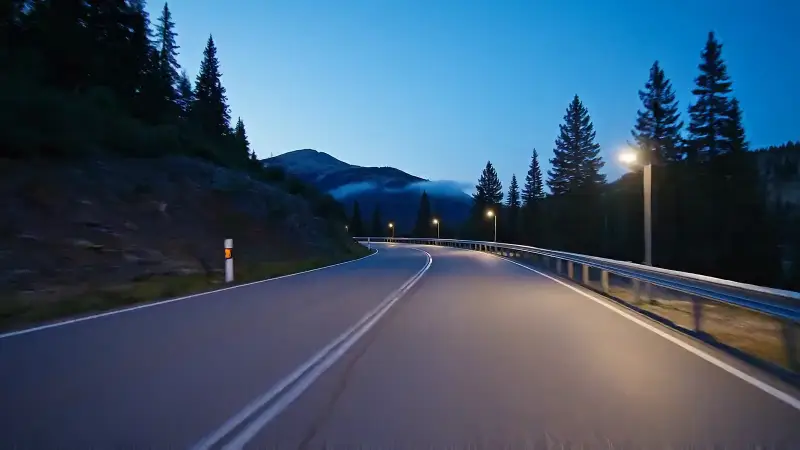 Standbild aus dem Video „Auswahl“